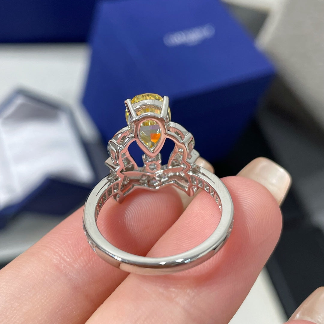 Chaumet Soir de Fete Yellow Cubic Zirconia Silver Ring
