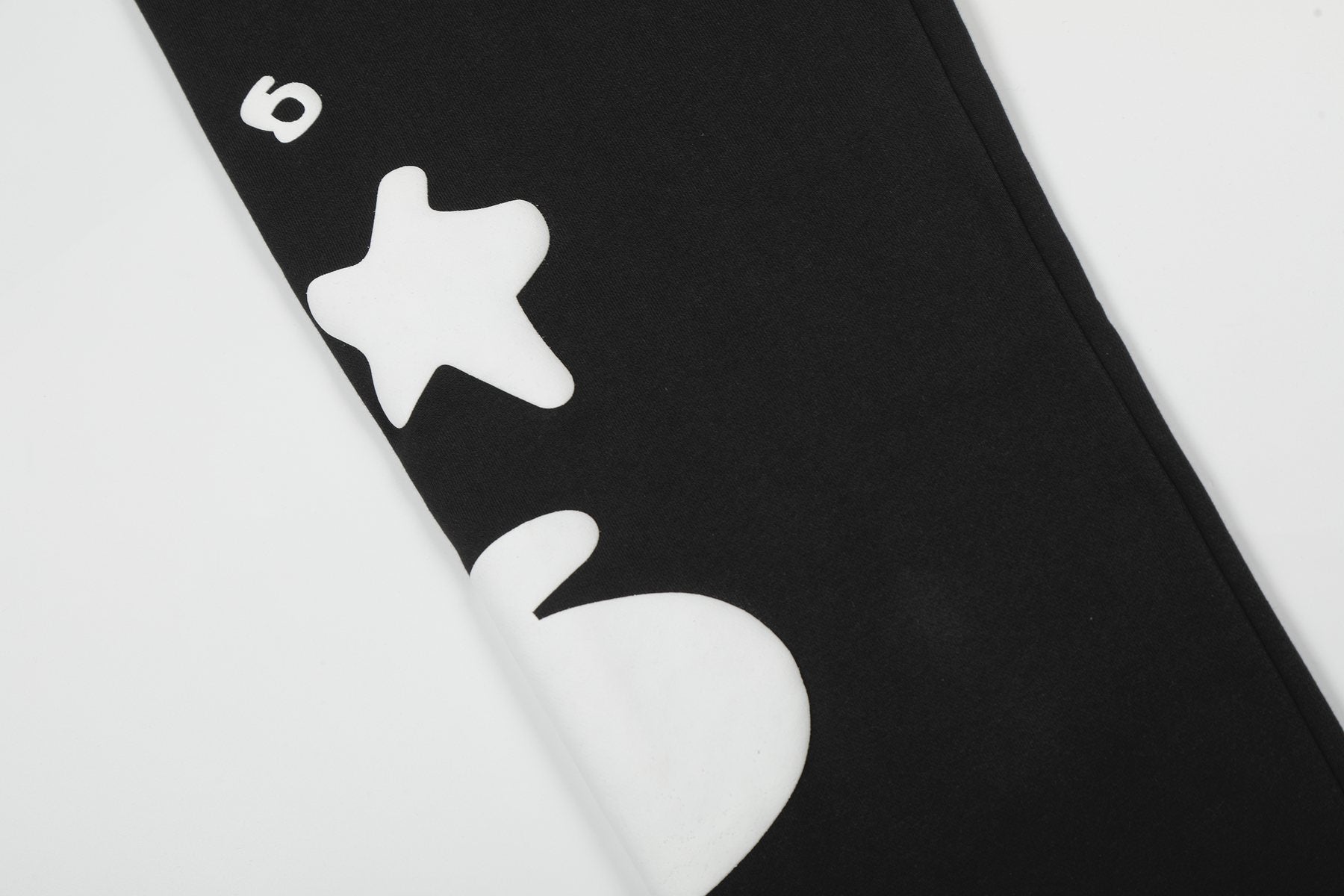 Sp5der Black Graphic Hoodie & Jogger Matching Set — detail