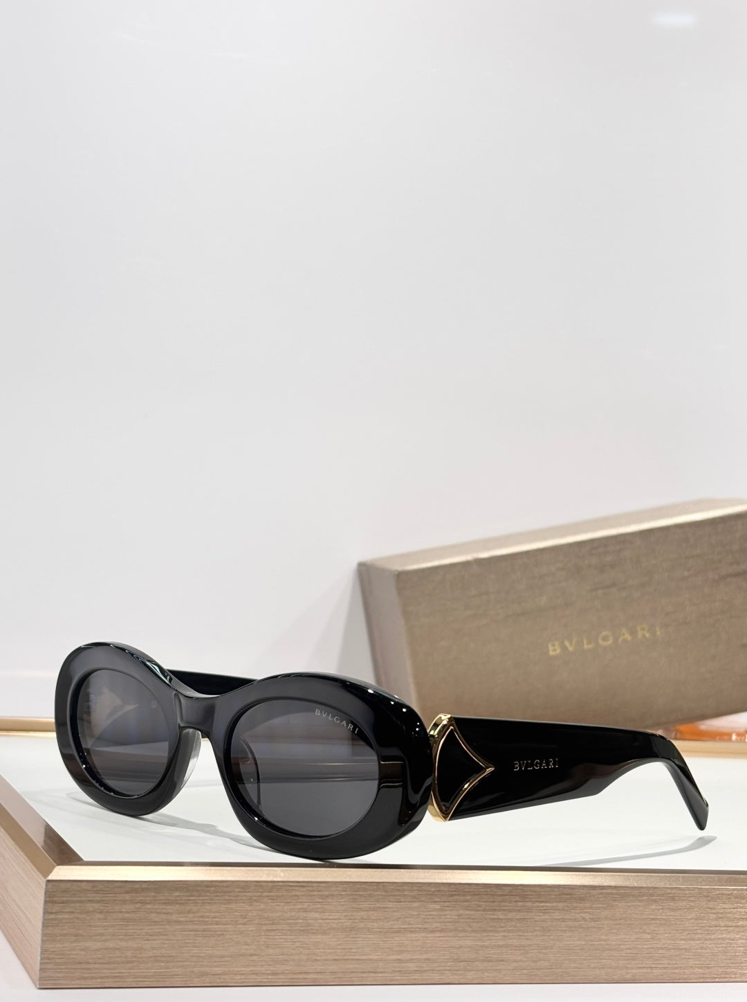 Premium Oval Sunglasses Women